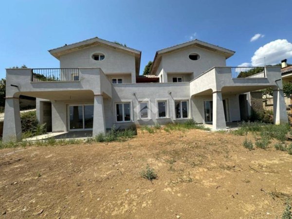 casa indipendente in vendita a Morlupo