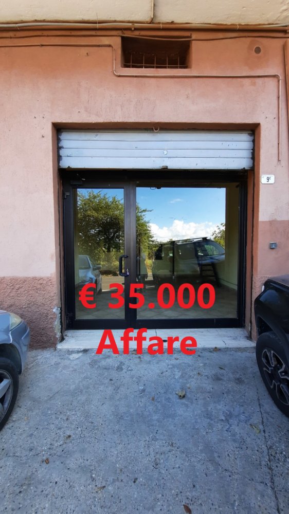 locale commerciale in vendita a Morlupo