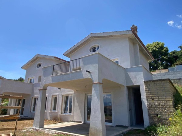 casa indipendente in vendita a Morlupo