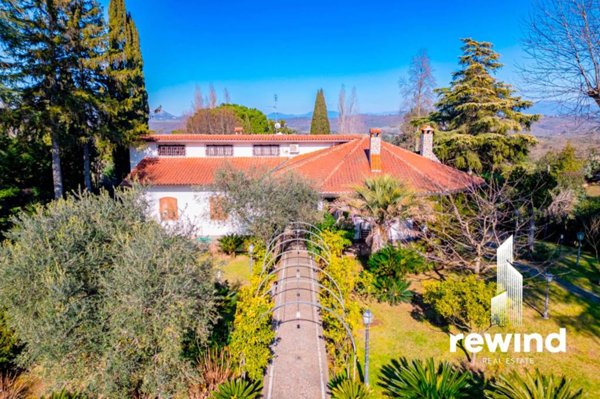 casa indipendente in vendita a Morlupo