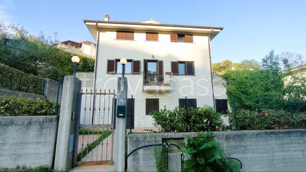 casa indipendente in vendita a Morlupo