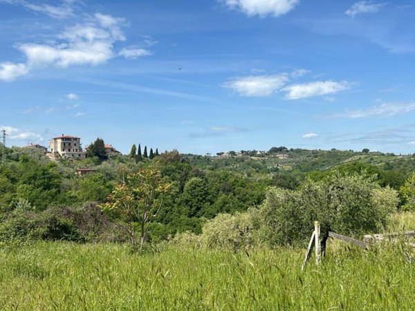 terreno edificabile in vendita a Morlupo