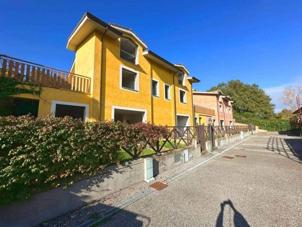 casa indipendente in vendita a Morlupo