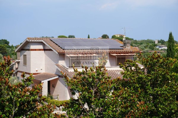 casa indipendente in vendita a Morlupo