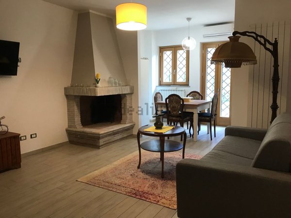 casa indipendente in vendita a Morlupo