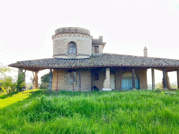 pentavano in vendita a Morlupo