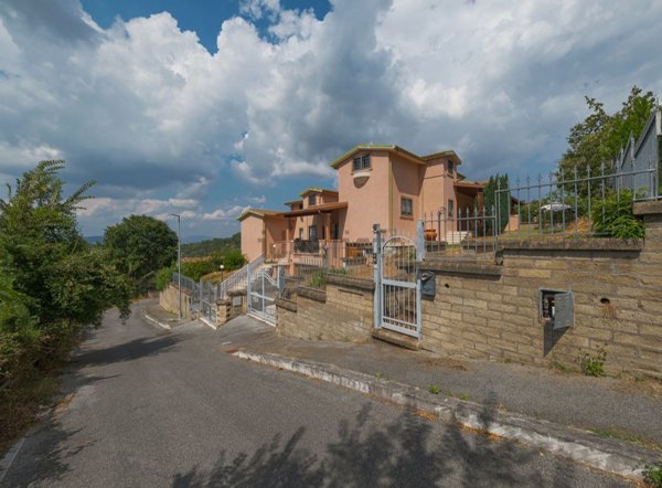 casa indipendente in vendita a Morlupo