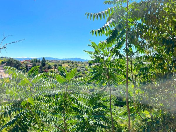 casa indipendente in vendita a Morlupo
