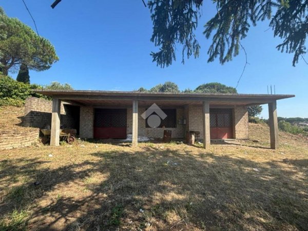 casa indipendente in vendita a Morlupo