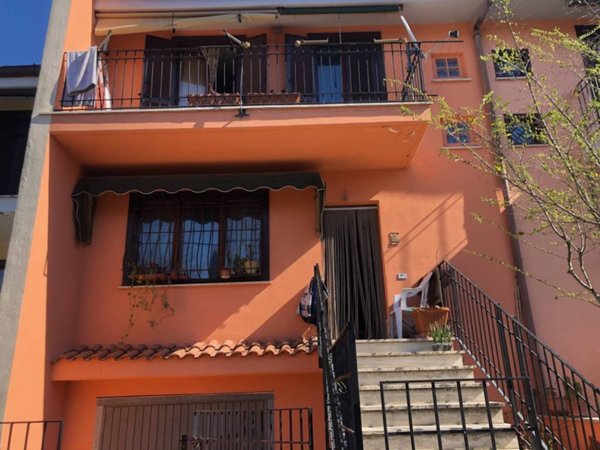 casa indipendente in vendita a Morlupo