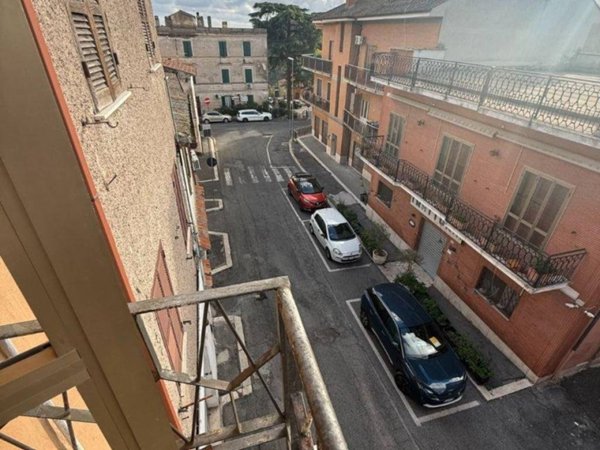 intera palazzina in vendita a Morlupo