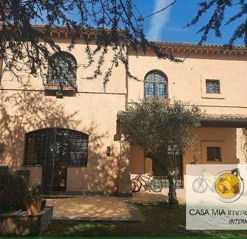 casa indipendente in vendita a Morlupo