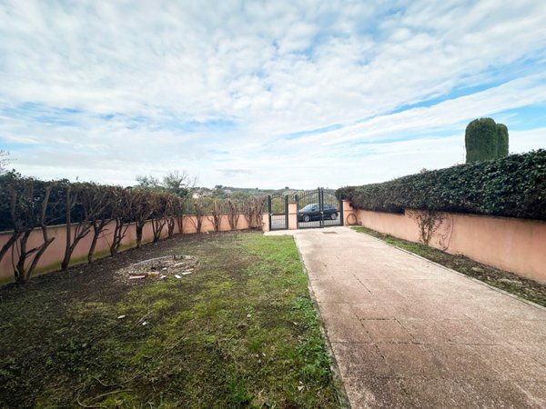 casa indipendente in vendita a Morlupo