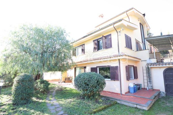 casa indipendente in vendita a Morlupo