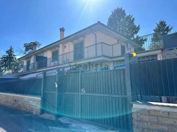 casa indipendente in vendita a Morlupo