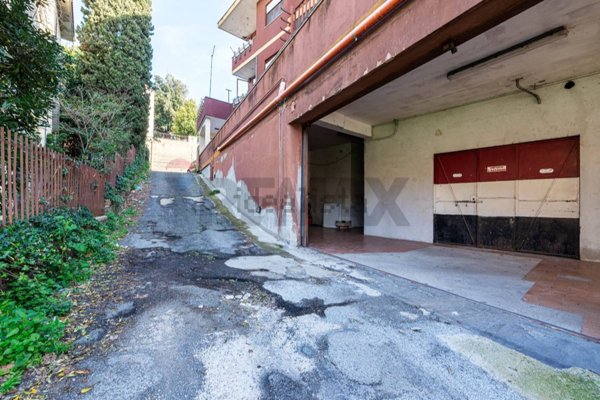 negozio in vendita a Morlupo