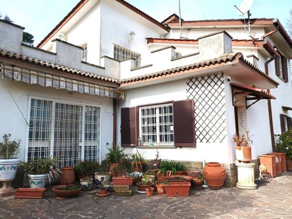 casa indipendente in vendita a Morlupo