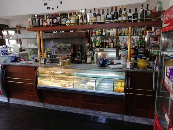 negozio in vendita a Morlupo