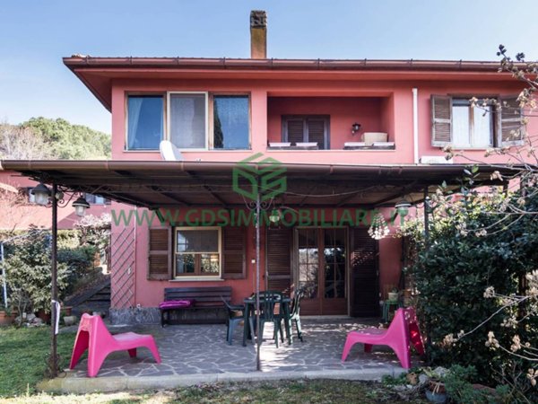 casa indipendente in vendita a Morlupo