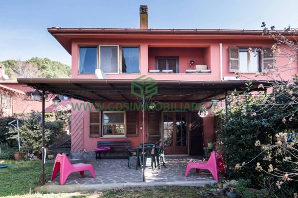 casa indipendente in vendita a Morlupo