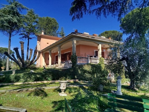 casa indipendente in vendita a Morlupo