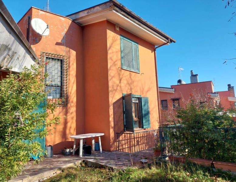 casa indipendente in vendita a Morlupo