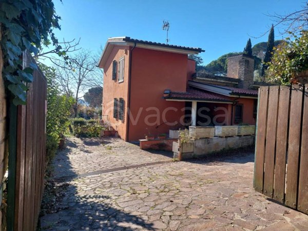 casa indipendente in vendita a Morlupo