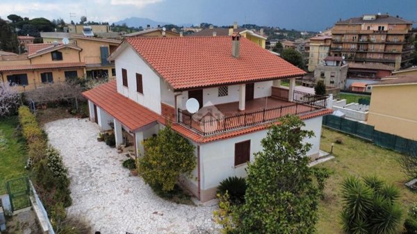 casa indipendente in vendita a Morlupo