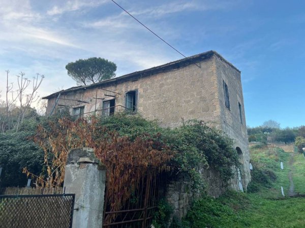 casa indipendente in vendita a Morlupo