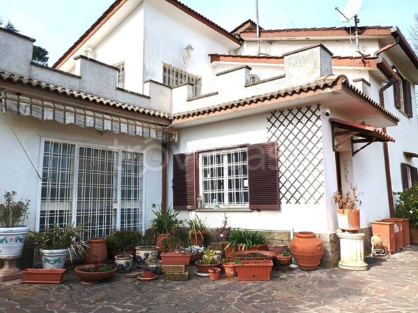 casa indipendente in vendita a Morlupo