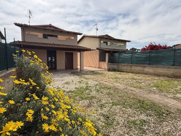 casa indipendente in vendita a Morlupo