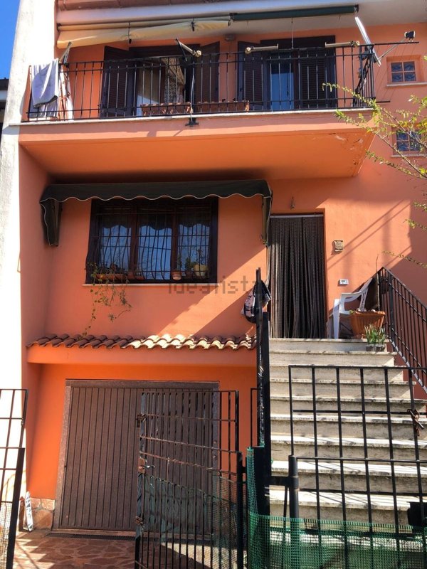 pentavano in vendita a Morlupo