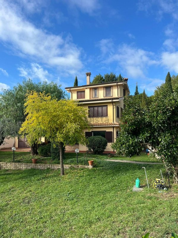 casa indipendente in vendita a Morlupo