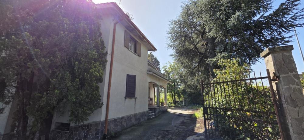 casa indipendente in vendita a Morlupo