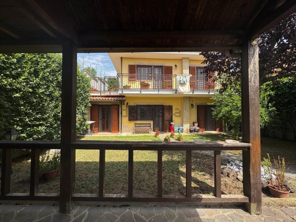 casa indipendente in vendita a Morlupo
