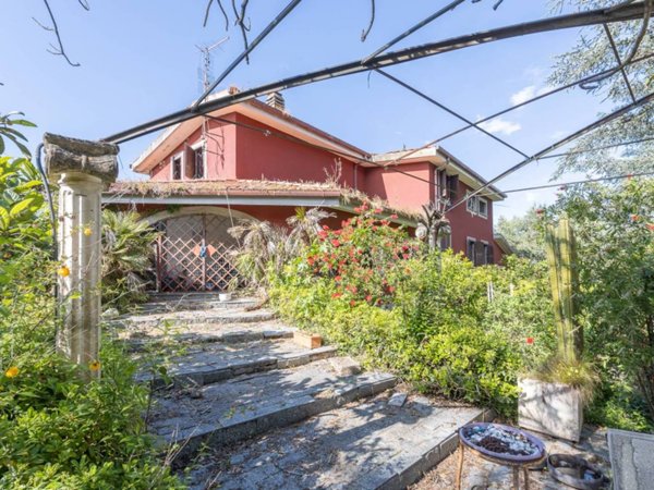 casa indipendente in vendita a Morlupo