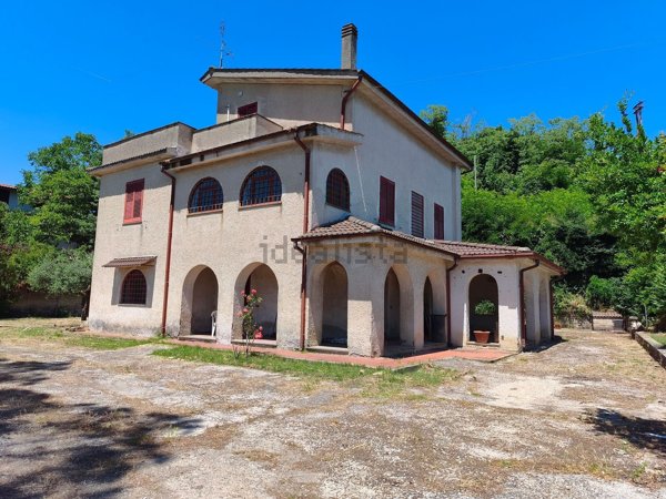 casa indipendente in vendita a Morlupo