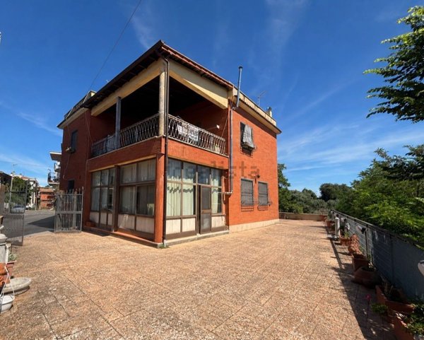 casa indipendente in vendita a Morlupo