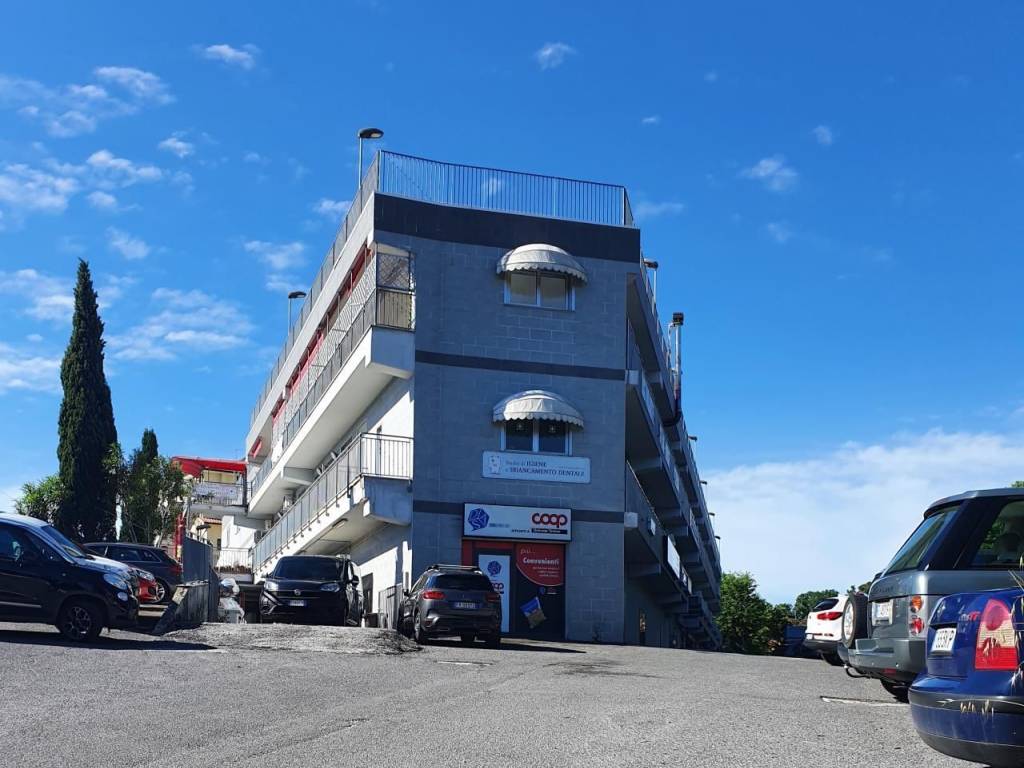 negozio in vendita a Morlupo