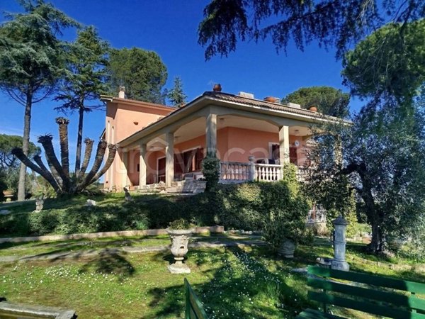 casa indipendente in vendita a Morlupo