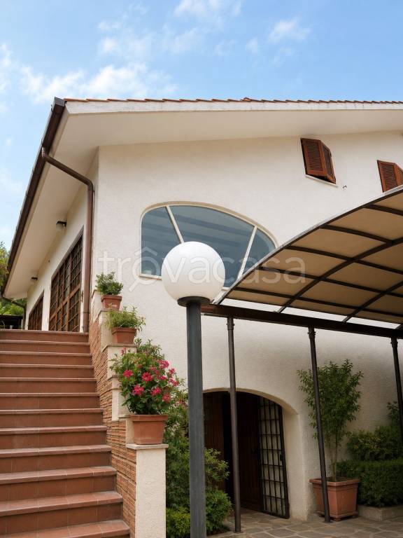 casa indipendente in vendita a Morlupo