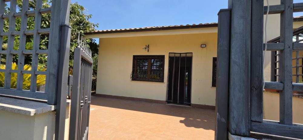 casa semindipendente in vendita a Morlupo