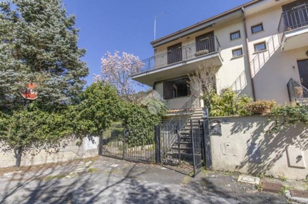 casa indipendente in vendita a Morlupo