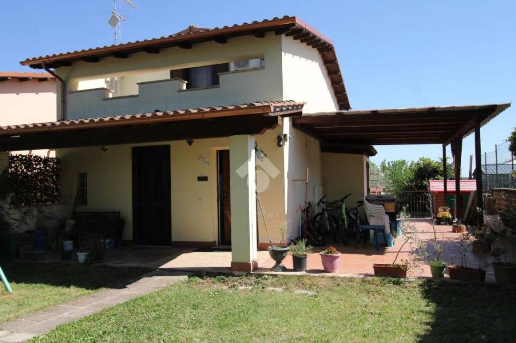 casa indipendente in vendita a Morlupo