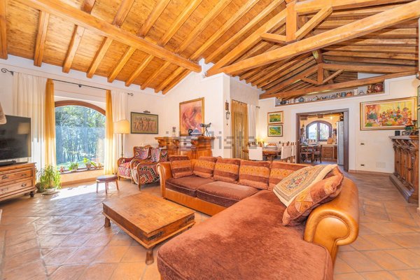 casa indipendente in vendita a Morlupo