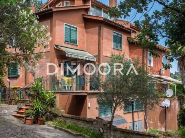 casa indipendente in vendita a Morlupo