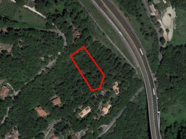 terreno agricolo in vendita a Nazzano