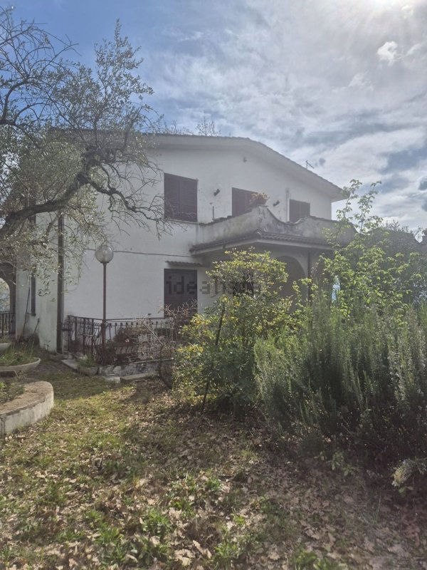 casa indipendente in vendita a Nazzano