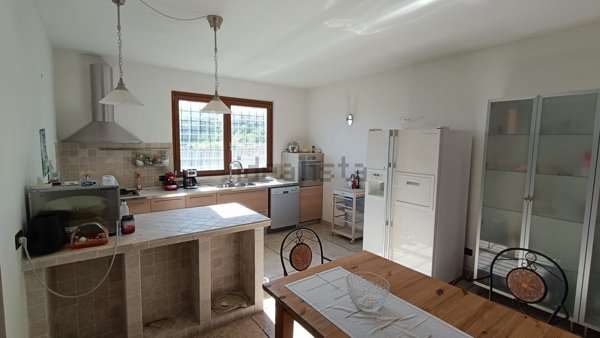 casa indipendente in vendita a Nazzano