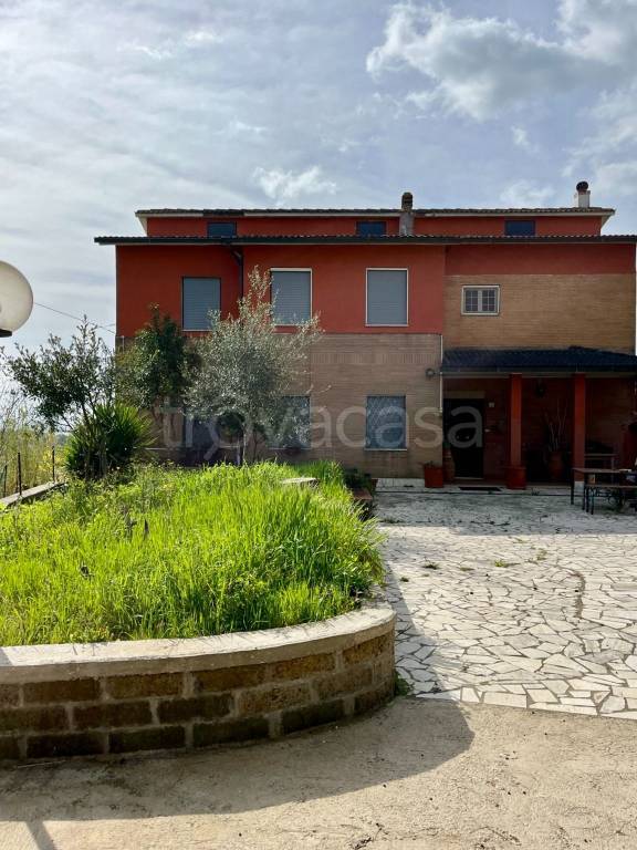 casa indipendente in vendita a Nazzano